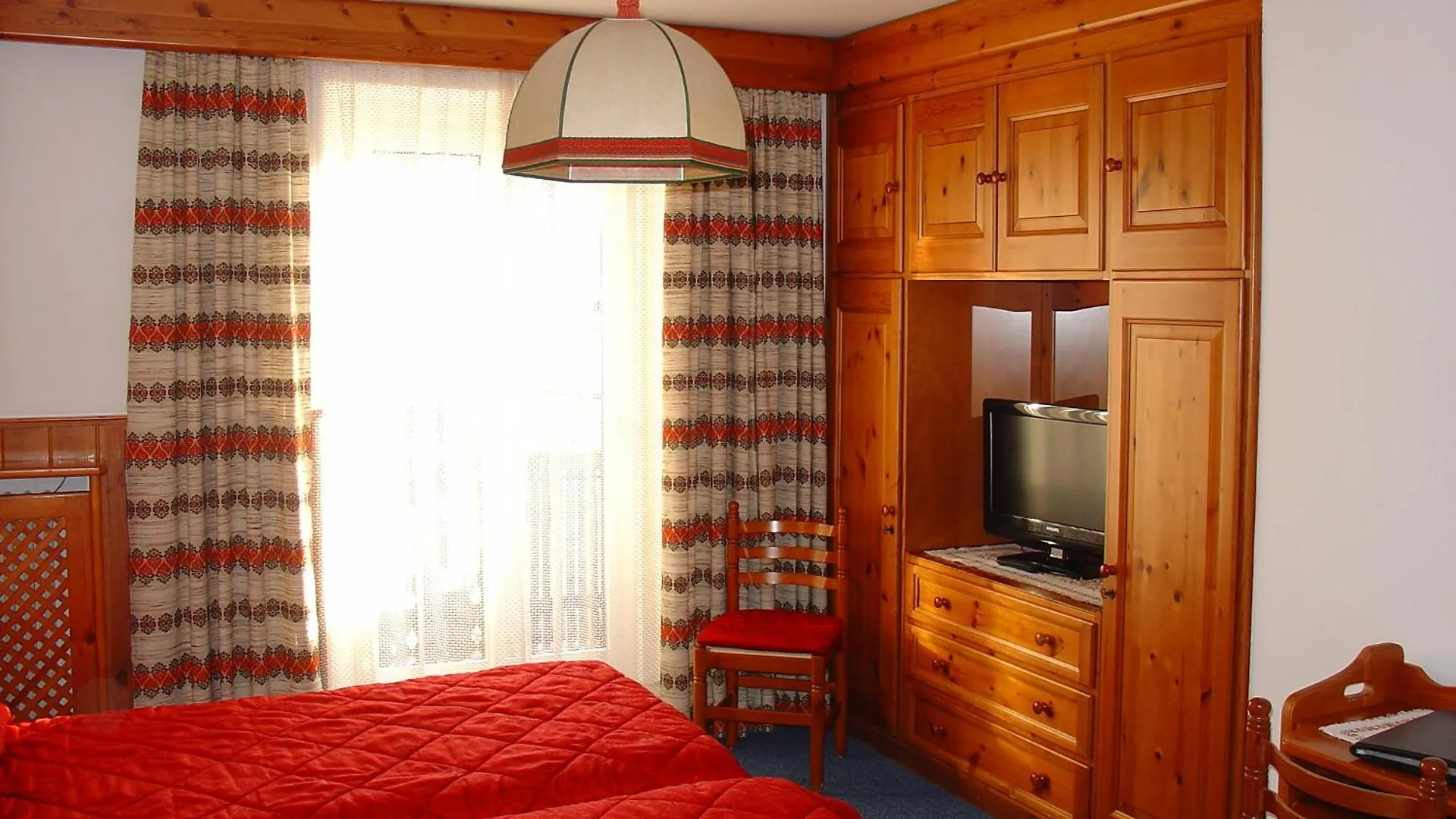 קורטינה ד'אמפזו Hotel Columbia & Spa