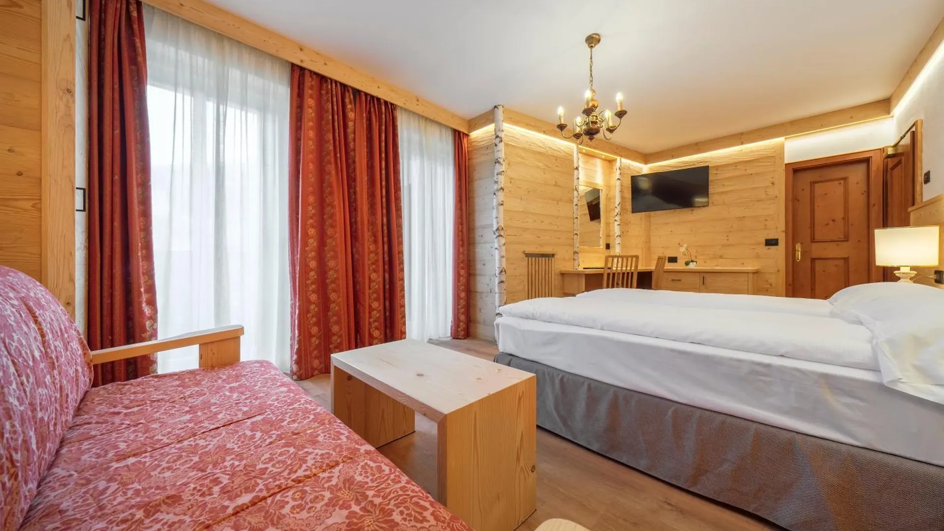 Hotel Columbia & Spa Cortina d'Ampezzo 3*,