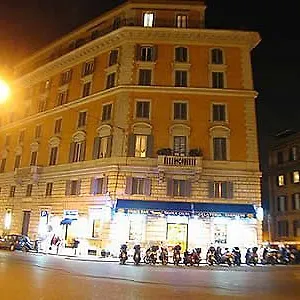 Tourist House 2*, Rome Italië