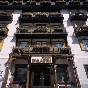 Majoni Hotel