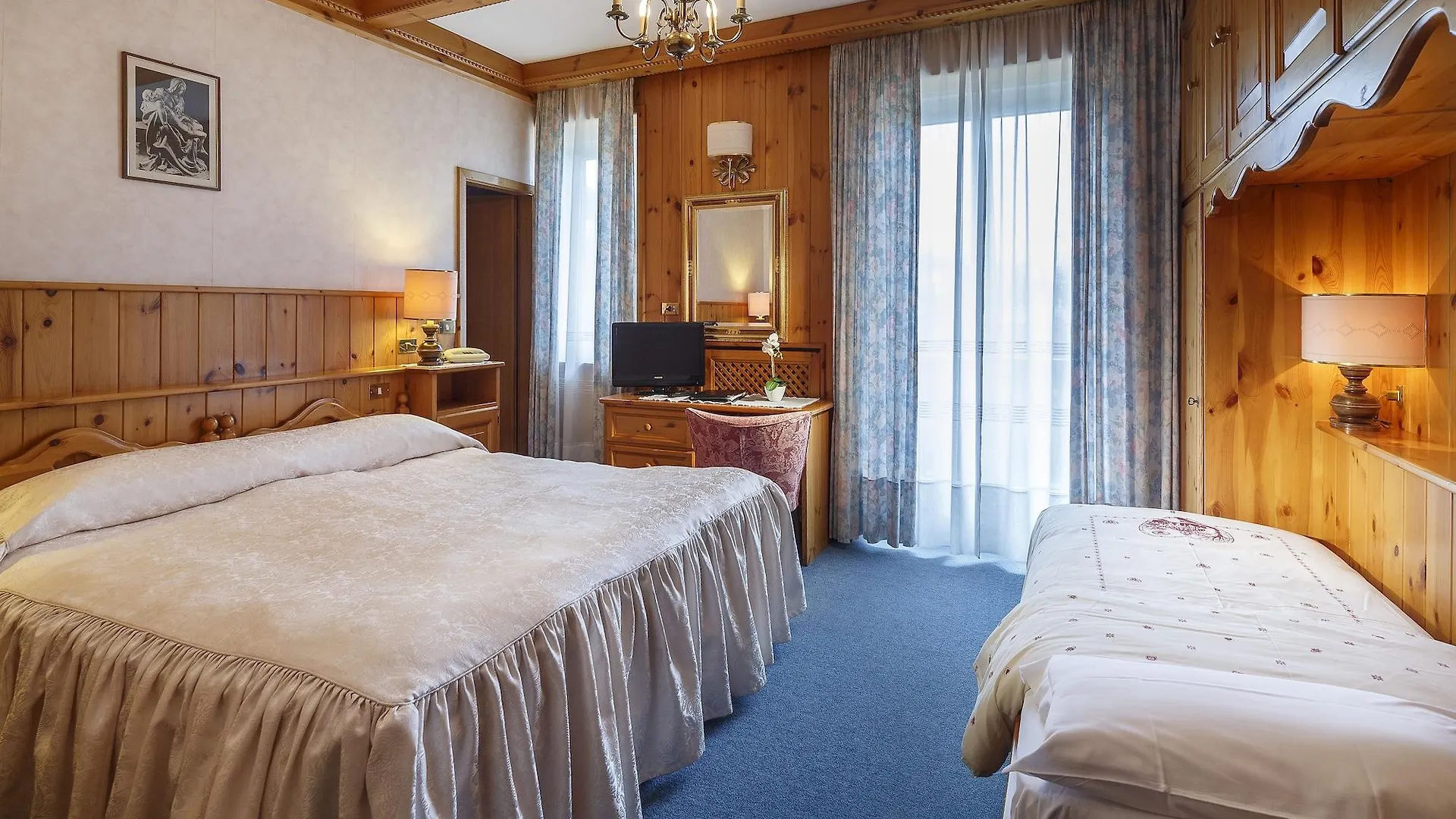 Hotel Columbia & Spa Cortina d'Ampezzo 3*,  Italy