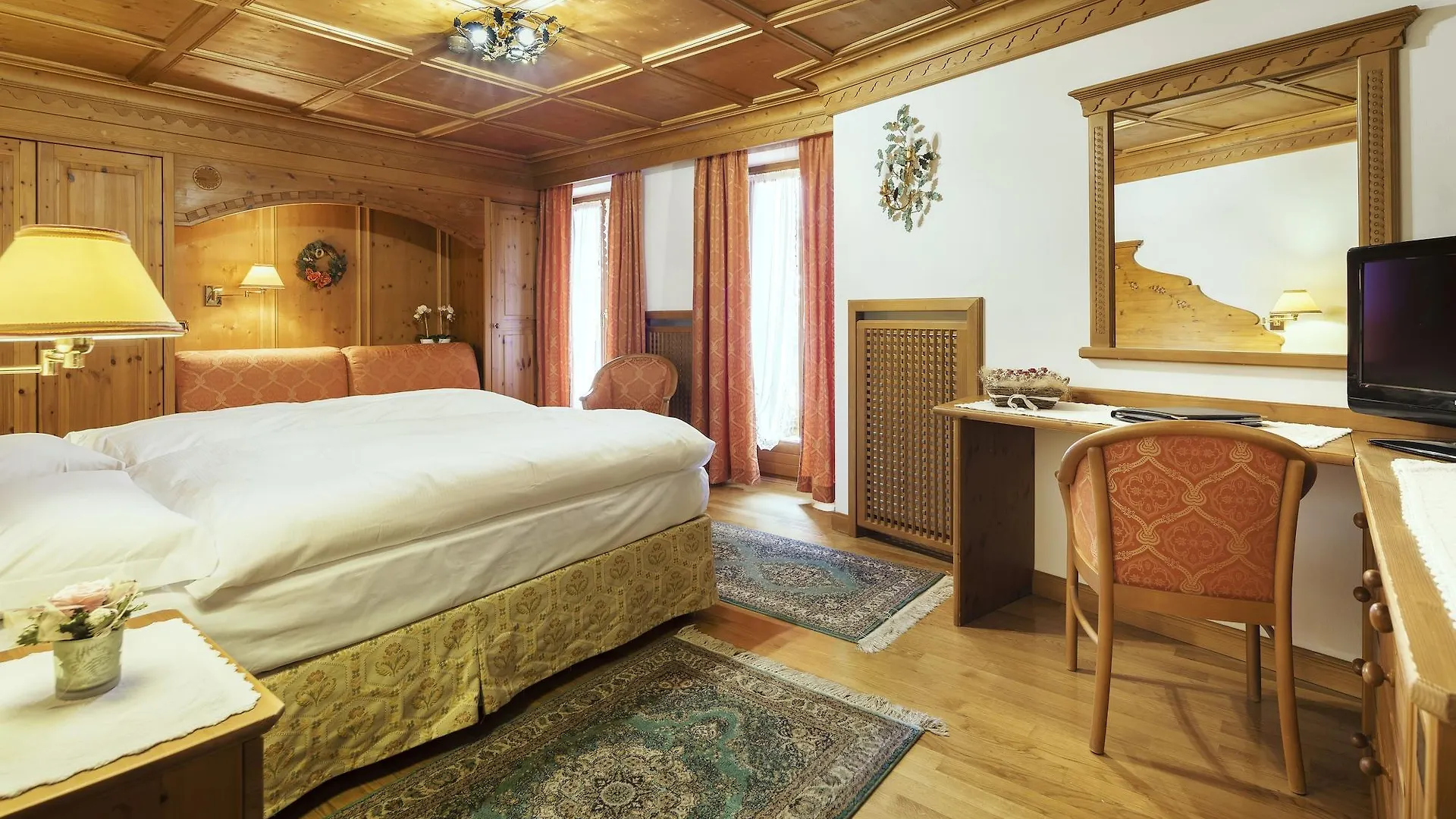 Hotel Columbia & Spa コルティーナ・ダンペッツォ