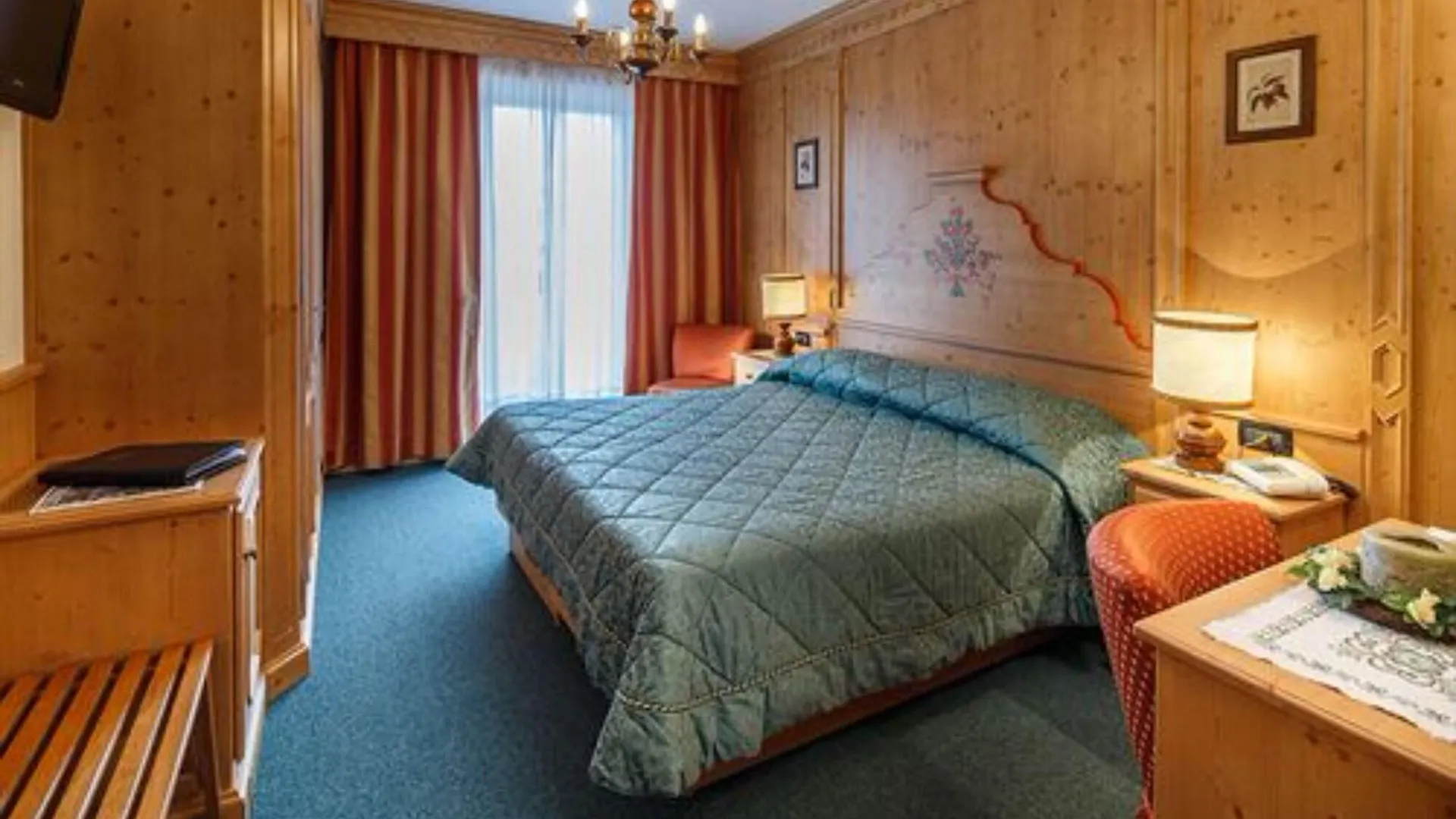 ***  Hotel Columbia & Spa コルティーナ・ダンペッツォ イタリア